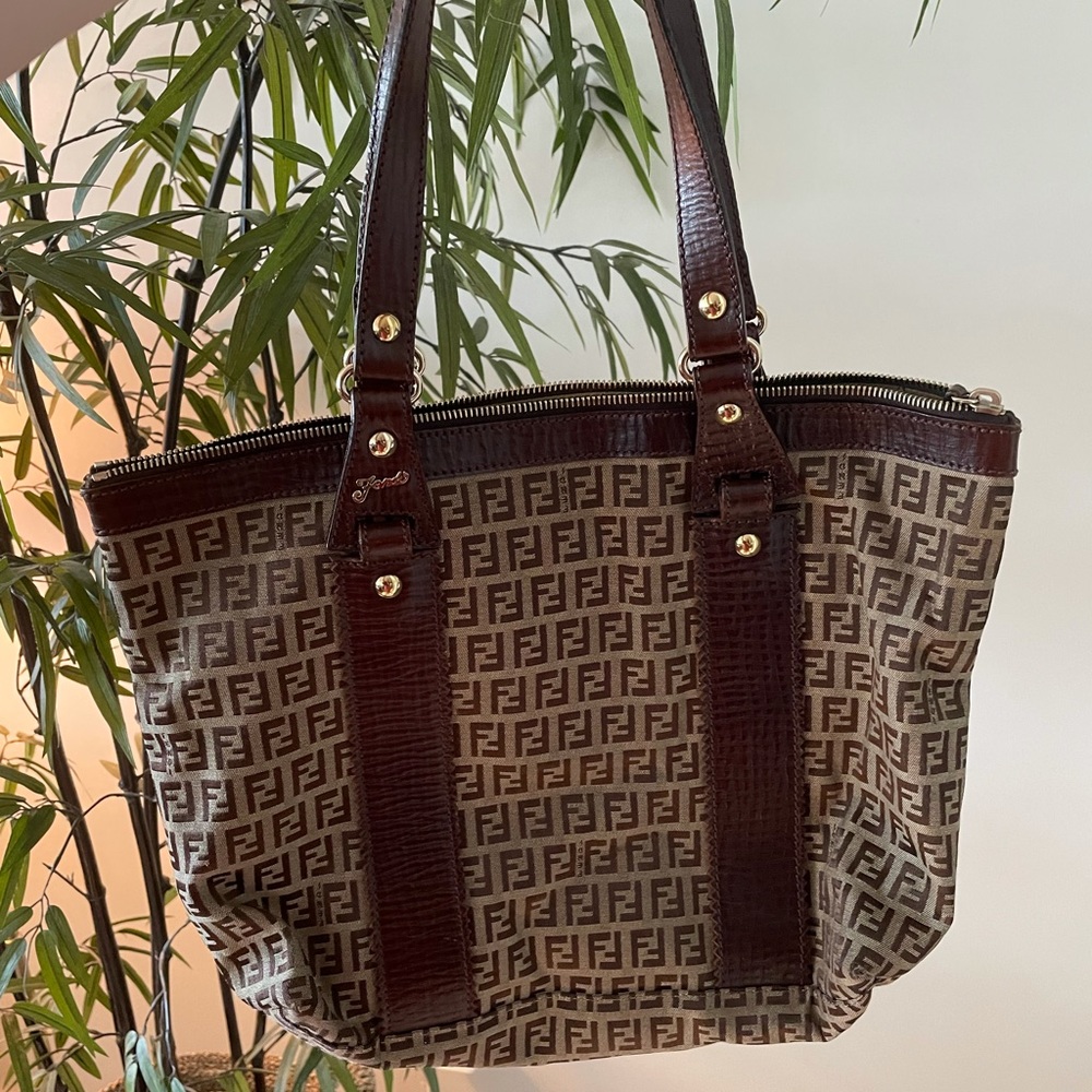 Fendi brown leather logo tote bag